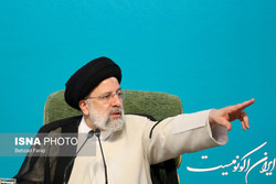 از رجزخوانی برای آمریکا تا تهدید به برکناری مدیران غیرانقلابی