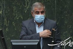 نماینده یزد: مردم در مراکز شلوغ و پرتردد حتما از ماسک استفاده کنند