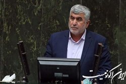 ورناصری: در فرایند حذف ارز ترجیحی مجددا مردم تحت فشار انحصارگران قرار نگیرند