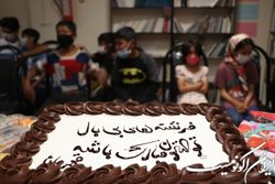 روایت جشنی برای تولد کودکانِ کار بی‌شناسنامه