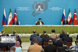 تهران لنگرگاه و مرکز ثقل امنیت در منطقه