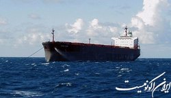 نجات خدمه لنج باری حادثه دیده توسط کشتی شرکت ملی نفتکش