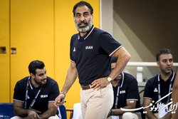 بغض سرمربی تیم ملی بسکتبال نوجوانان شکست