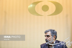 راه‌اندازی و تزریق گاز به صدها ماشین سانتریفیوژ