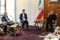 قالیباف: نباید روحیه مبارزه را کنار بگذاریم