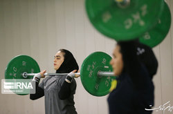 برگزاری هم‌زمان مسابقات وزنه‌برداری قهرمانی کشور زنان و مردان