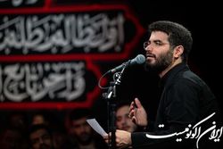 قطعه معروف «الله اکبر، خامنه‌ای رهبر»به مدت پنج شب روی آنتن شبکه سه سیما می‌رود