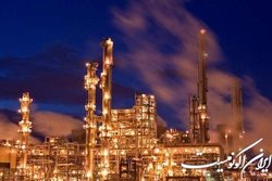 توسعه صنایع پایین دستی با پالایشگاه سازی محقق می شود