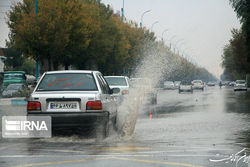 تدوام باد و باران در جنوب شرق کشور