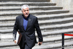 نامه فیفا برای حضور زنان در ورزشگاه‌ها در حد پیشنهاد است