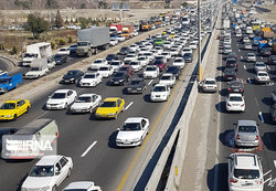 ترافیک سنگین در محور شهریار - تهران، کرج - چالوس و آزادراه‌ قزوین - کرج