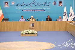 اقدامات فرهنگی در عرصه جهانی بایستی تحول‌گرا باشند