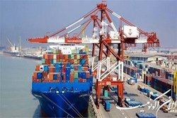 تخلیه‌وبارگیری ۶۹ میلیون تن کالا در بنادر ایران طی ۴ ماهه اول سال