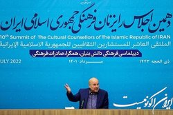 قالیباف: برخی به غلط تصور می‌کنند که کار فرهنگی یعنی نیاز به رانت و بودجه‌های مداوم