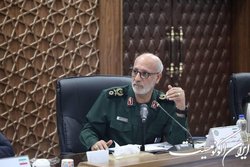 در دفاع مقدس یک سطح به دانش نظامی جهان افزودیم