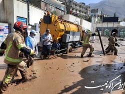 ادامه عملیات جستجوی آتش‌نشانی در امام‌زاده داوود