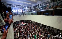مدیر دفتر رهبر جریان صدر: تحصن هواداران جنبش ادامه خواهد یافت