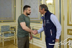 زلنسکی: بازدید تیم آژانس انرژی اتمی از زاپوریژیا  همچنان مهم  تلقی می‌شود