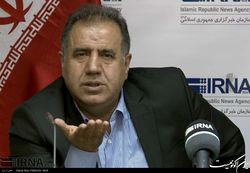 داوران محکم با مربیان معترض برخورد کنند
