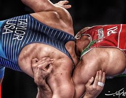 دنیای کشتی در انتظار نبرد یزدانی و تیلور