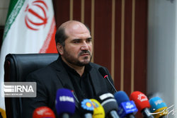 استاندار تهران: کاهش ساعت کاری ادارات در دستور کار نیست