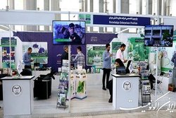 نمایش دستاوردهای فناورانه حوزه کشاورزی جهاد دانشگاهی در نمایشگاه آیفارم