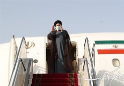 رییسی تهران را به مقصد سمرقند ترک کرد