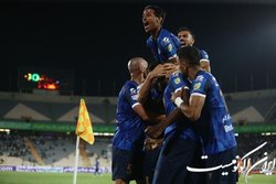 شهباززاده در استقلال جواب نمی‌دهد