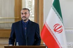 آمریکایی‌ها باید واقع‌بینانه برخورد کنند