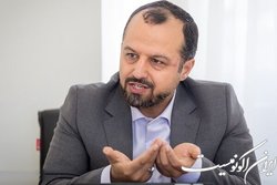 گلایه وزیر اقتصاد از ارائه آمار و نمودار صوری