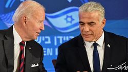 بایدن با نخست وزیر موقت رژیم صهیونیستی درباره توافق با ایران گفتگو کرد