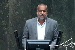 انتقاد نماینده یزد از تعلل در پرداخت خسارات سیل و خشکسالی به کشاورزان