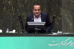 رئیسی: باید با کسانی که مردم را به آشوب دعوت کردند برخورد قاطع شود