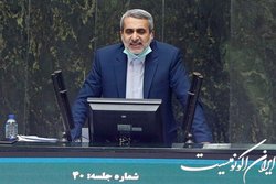وزیر میراث فرهنگی به جای حرف‌هایی که در حیطه کاری‌اش نیست کار کند
