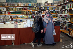 انتخاب منابع کتابخانه‌ها با استفاده از نرم‌افزار
