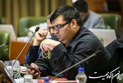 رضازاده: لازمه موفقیت وزنه‌برداری بانوان، آموزش مربیان است