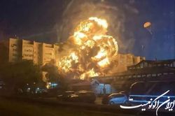 سقوط جنگنده روسی سوخو ۳۴ در منطقه مسکونی +فیلم