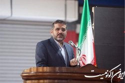 بازدید وزیر فرهنگ از بنای استقلال کشور تاجیکستان