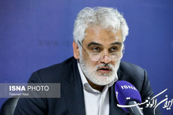 باید زندگی دانشگاهی را دوباره احیا کنیم