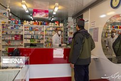 جست‌وجوی شبانه در داروخانه‌ها؛ بیماران همچنان منتظر