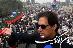 عمران خان از ناحیه هر دو پا هدف گلوله قرار گرفته است