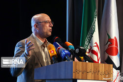 زلفی‌گل: فعالیت خانواده فرهیخته دانشگاه‌های کشور جهادگونه است
