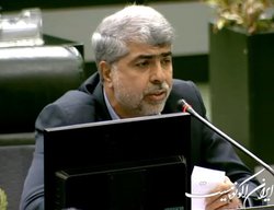 بهرزوی فر: مادامی که تعارض منافع وجود دارد مشکل دارو حل نمی‌شود
