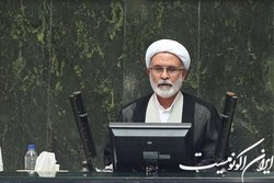 نماینده بروجن: امروز جامعه نیاز به اتحاد و ید واحده دارد