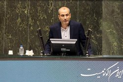 توانگر: بذرپاش در خودش چه دید که پیشنهاد تصدی وزارت راه و شهرسازی را پذیرفت؟
