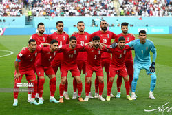 لباس تیم ملی فوتبال در رویدادهای بین‌المللی، باید با نظر مردم طراحی شود