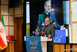 وزیر کشور: اقتصاد پنهان آثار مخربی چون گسترش فساد و بی‌ثباتی بازار دارد