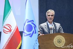 برنامه‌های عملیاتی  مهار تورم و رشد تولید  در دولت طراحی شده است