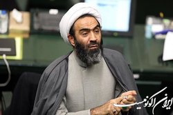 نقدعلی: چرا نمی‌خواهید جلوی یکه‌تازی خودروسازان را بگیرید؟
