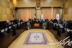بررسی برنامه های وزارت نیرو برای تامین برق در ایام تابستان در کمیسیون انرژی